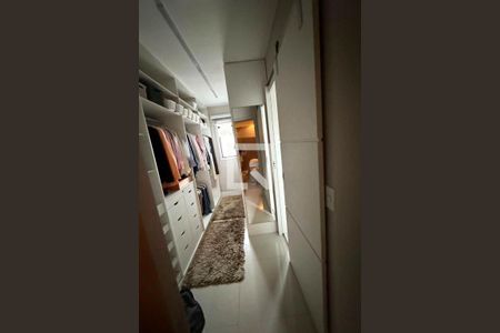 Casa à venda com 4 quartos, 451m² em Jardim Guanabara, Rio de Janeiro