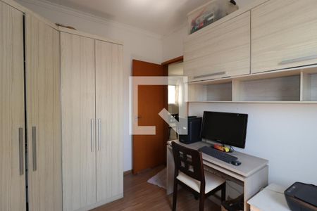 Quarto de apartamento à venda com 2 quartos, 142m² em Jardim Santo Antônio, Santo André