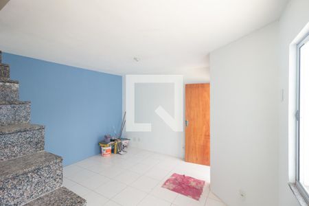 Sala de casa para alugar com 2 quartos, 75m² em Guaratiba, Rio de Janeiro