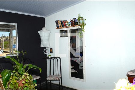 Sala 2 de casa para alugar com 3 quartos, 75m² em Tupi, Belo Horizonte