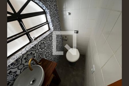 Lavabo de casa para alugar com 3 quartos, 240m² em Vila Ester (zona Norte), São Paulo