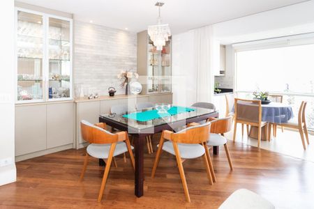 Sala de apartamento à venda com 3 quartos, 127m² em Pompeia, São Paulo