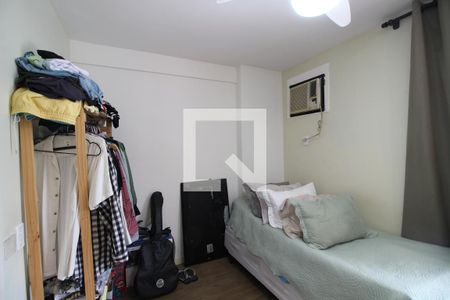 Quarto de apartamento à venda com 3 quartos, 77m² em Freguesia (jacarepaguá), Rio de Janeiro