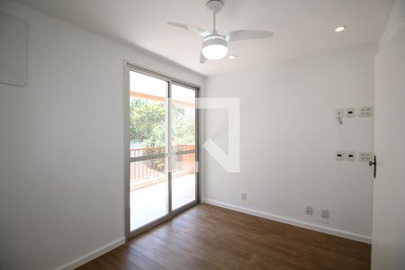 Quarto  de apartamento à venda com 3 quartos, 77m² em Freguesia (jacarepaguá), Rio de Janeiro