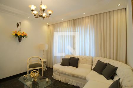 Sala de casa à venda com 3 quartos, 208m² em Vila Santa Isabel, São Paulo
