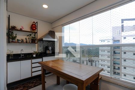 Sacada Sala de apartamento para alugar com 2 quartos, 68m² em Loteamento Mogilar, Mogi das Cruzes