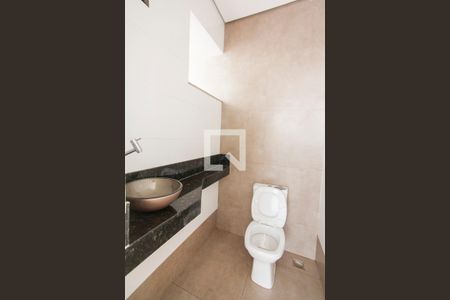 Lavabo de casa para alugar com 3 quartos, 112m² em Novo Mundo, Uberlândia