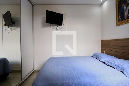 Suíte de apartamento à venda com 2 quartos, 56m² em Fernão Dias, Belo Horizonte