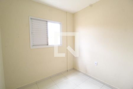 Quarto 1 de apartamento para alugar com 2 quartos, 48m² em Tubalina, Uberlândia