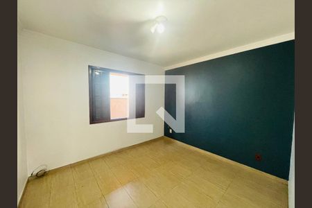 Quarto 1 de casa para alugar com 3 quartos, 150m² em Jardim Cocaia, Guarulhos