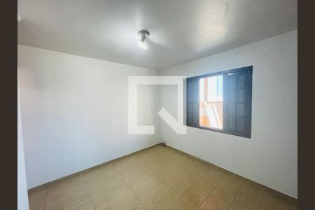 Quarto 1 de casa para alugar com 3 quartos, 150m² em Jardim Cocaia, Guarulhos