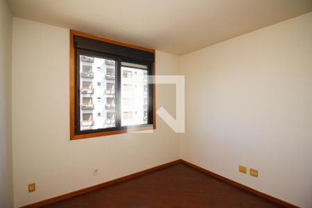 Quarto Suíte de apartamento para alugar com 3 quartos, 115m² em Menino Deus, Porto Alegre
