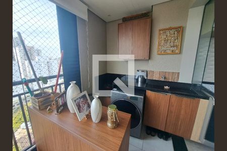 Varanda de apartamento para alugar com 2 quartos, 56m² em Padroeira, Osasco