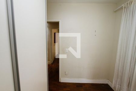 Quarto de apartamento para alugar com 2 quartos, 60m² em Buritis, Belo Horizonte