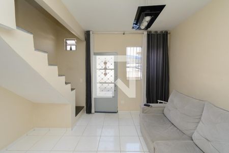 Sala de casa de condomínio à venda com 3 quartos, 150m² em Inconfidentes, Contagem