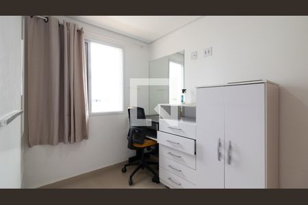 Quarto 2 de apartamento para alugar com 2 quartos, 34m² em Jardim Triana, São Paulo