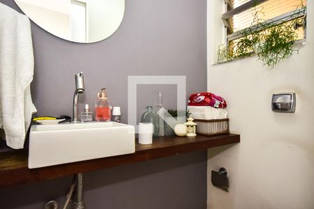 Lavabo de casa à venda com 3 quartos, 260m² em Vila Progredior, São Paulo