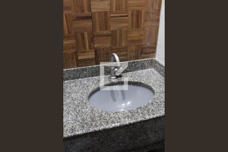 Lavabo de casa de condomínio para alugar com 3 quartos, 265m² em Taquara, Rio de Janeiro