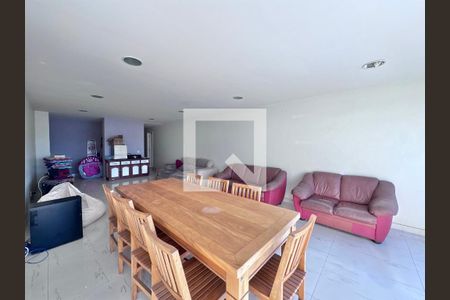 Sala de apartamento à venda com 3 quartos, 209m² em Recreio dos Bandeirantes, Rio de Janeiro