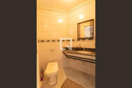 Lavabo de casa para alugar com 3 quartos, 256m² em Guabirotuba, Curitiba