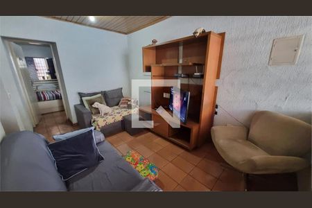 Casa à venda com 3 quartos, 67m² em Vila Mangalot, São Paulo