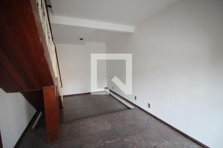 Sala de casa à venda com 4 quartos, 210m² em Eldorado, Contagem