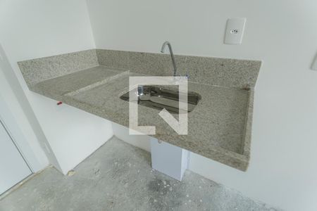 Sala/Cozinha de kitnet/studio à venda com 1 quarto, 25m² em Vila Nova Conceição, São Paulo