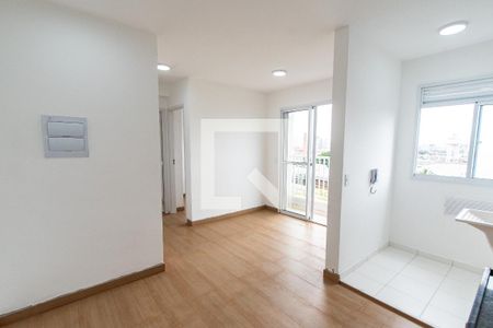 Sala de apartamento para alugar com 2 quartos, 37m² em Vila Independencia, São Paulo
