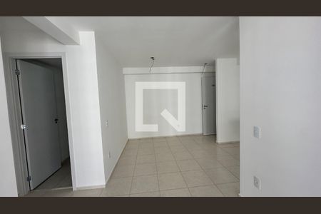 Sala de apartamento para alugar com 3 quartos, 60m² em Barra da Tijuca, Rio de Janeiro