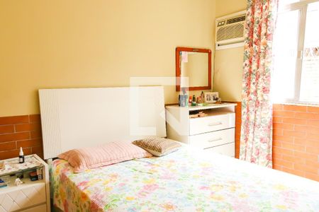 Quarto 1 de casa para alugar com 2 quartos, 80m² em Piedade, Rio de Janeiro