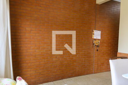 Sala de casa para alugar com 2 quartos, 80m² em Piedade, Rio de Janeiro