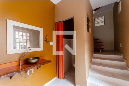 Lavabo de casa para alugar com 3 quartos, 163m² em Vila Bonilha, São Paulo