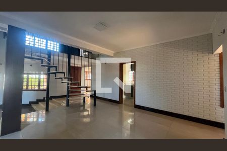 Sala de casa de condomínio à venda com 5 quartos, 800m² em Residencial Vila Verde, Campinas