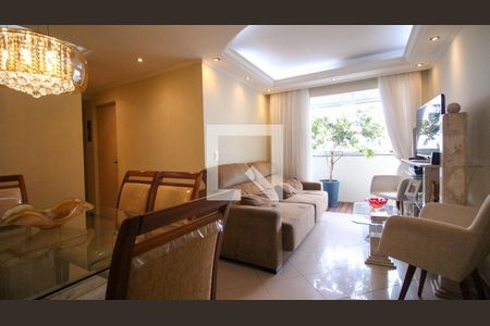 Sala de apartamento para alugar com 3 quartos, 63m² em Vila Divina Pastora, São Paulo