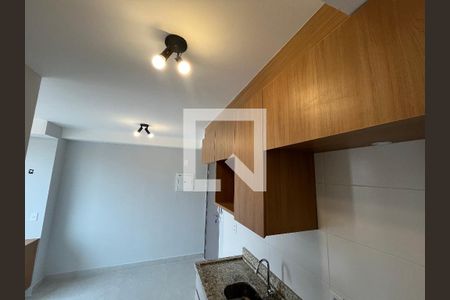 Sala/Cozinha de apartamento para alugar com 1 quarto, 27m² em Jardim São Paulo, São Paulo