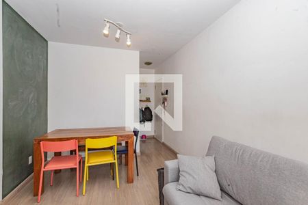 Sala de apartamento à venda com 2 quartos, 54m² em Vila Liviero, São Paulo