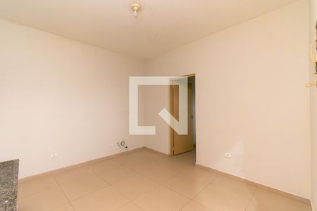 Sala de casa de condomínio para alugar com 1 quarto, 40m² em Jardim Três Marias, São Paulo