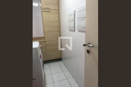 Banheiro de apartamento à venda com 3 quartos, 120m² em Água Branca, São Paulo