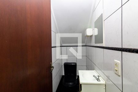 Lavabo de casa para alugar com 3 quartos, 200m² em Itaquera, São Paulo