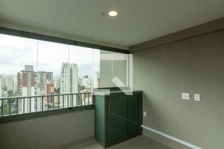 Varanda de kitnet/studio à venda com 1 quarto, 32m² em Vila Olímpia, São Paulo