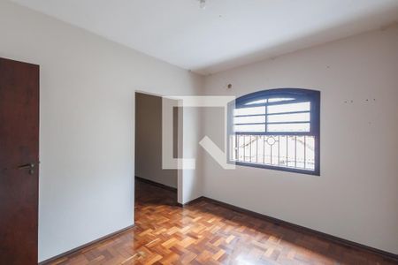Suíte de casa para alugar com 3 quartos, 166m² em Centro, Taubaté