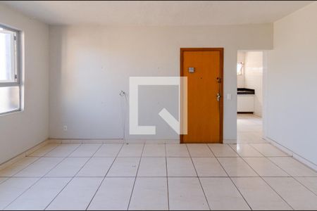 Sala de apartamento à venda com 3 quartos, 80m² em Conjunto California, Belo Horizonte