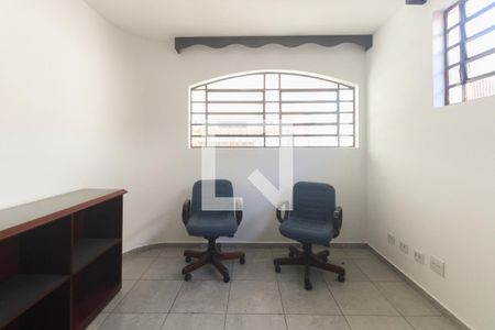 Escritório de casa para alugar com 3 quartos, 255m² em Vila Carrão, São Paulo