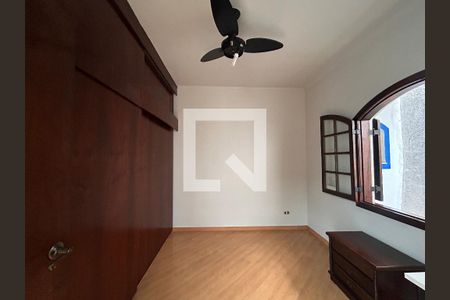 Quarto 1 de casa para alugar com 5 quartos, 350m² em Vila Arcadia, São Paulo