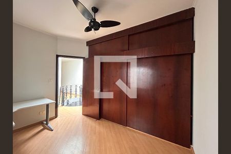 Quarto 1 de casa para alugar com 5 quartos, 350m² em Vila Arcadia, São Paulo