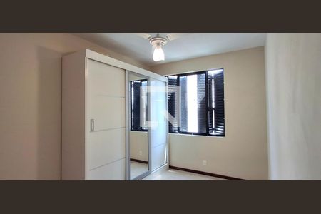 Quarto 1 de apartamento para alugar com 3 quartos, 94m² em Itacorubi, Florianópolis