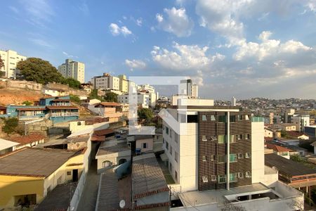 Vista Quarto 1 de apartamento à venda com 3 quartos, 88m² em Ipiranga, Belo Horizonte