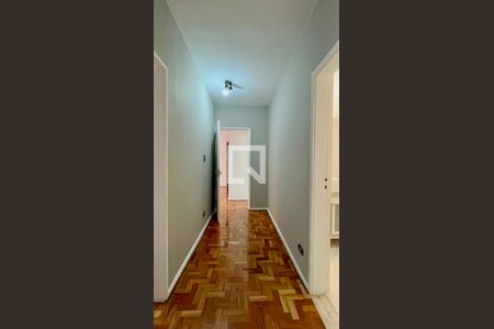Corredor de apartamento à venda com 3 quartos, 130m² em Jardim Paulista, São Paulo