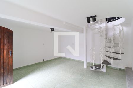 Sala 2 de casa para alugar com 3 quartos, 225m² em Vila Irmaos Arnoni, São Paulo