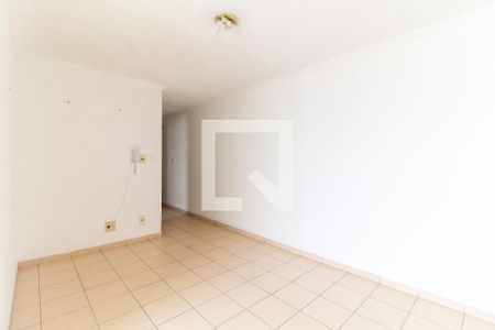 Sala de apartamento à venda com 3 quartos, 72m² em Itaquera, São Paulo